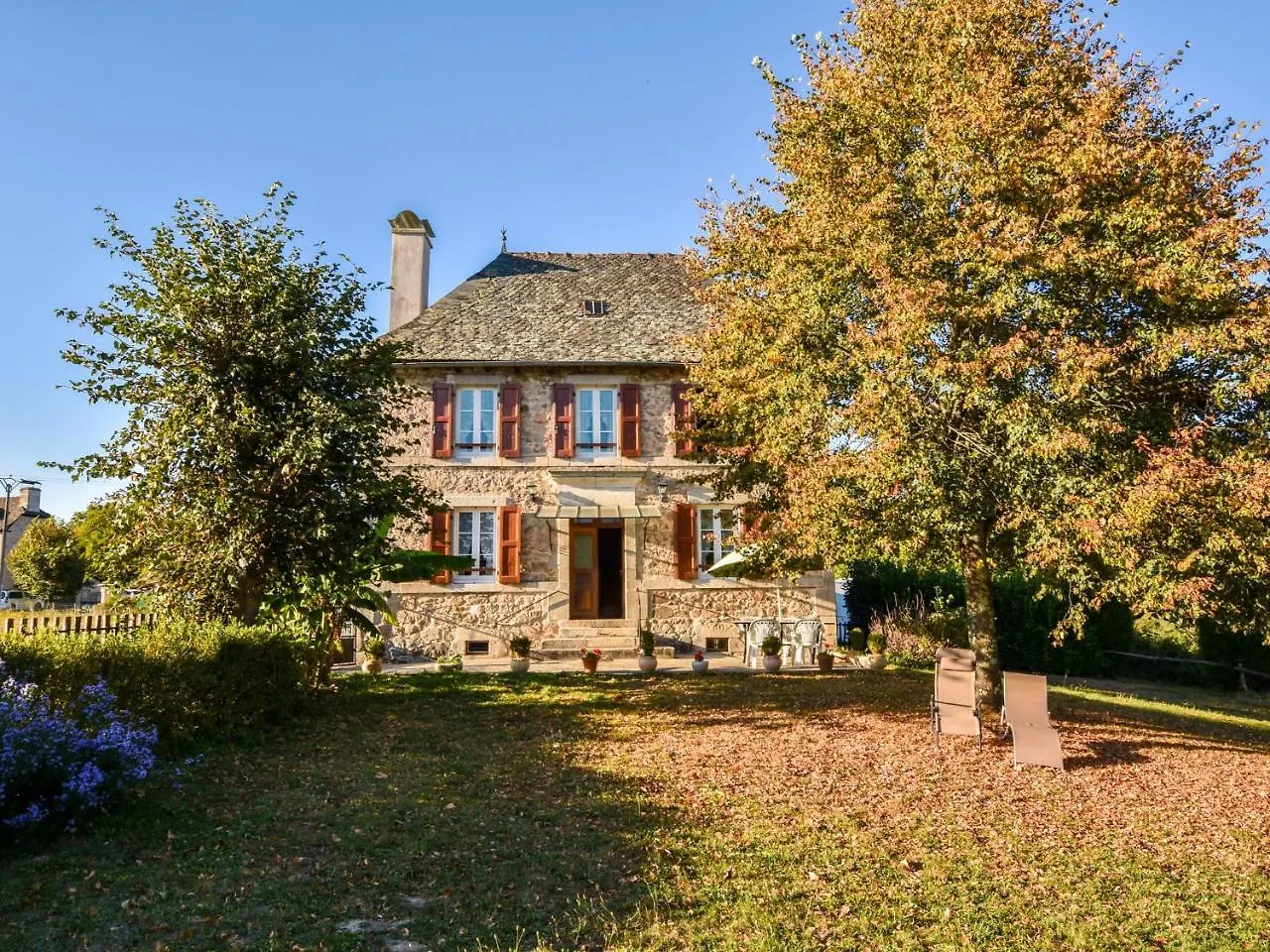 Comfortable Holiday Home With Garden 0*, Cassaniouze
