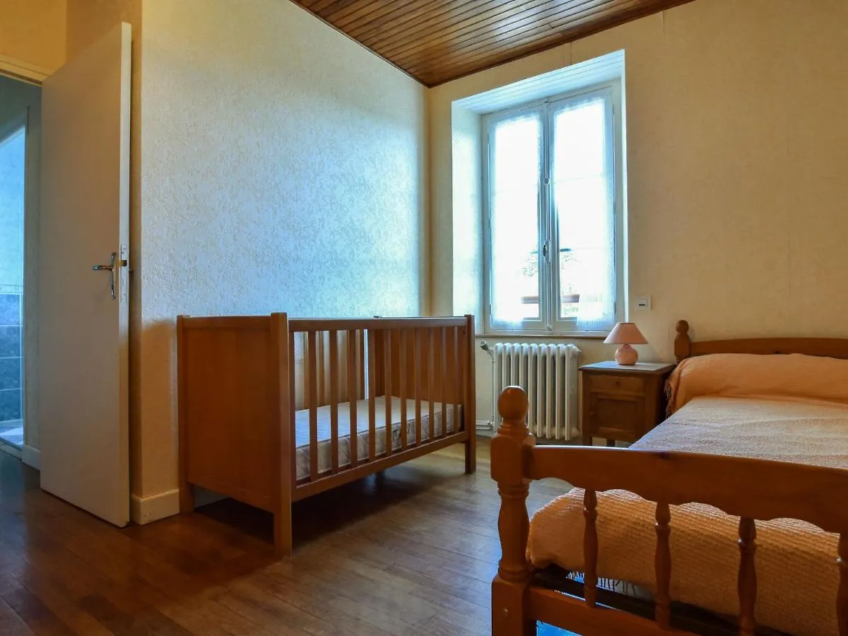 Comfortable Holiday Home With Garden 0*, Cassaniouze France